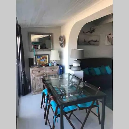 Appartement Avec Terrasse Vue Mer Διαμέρισμα *