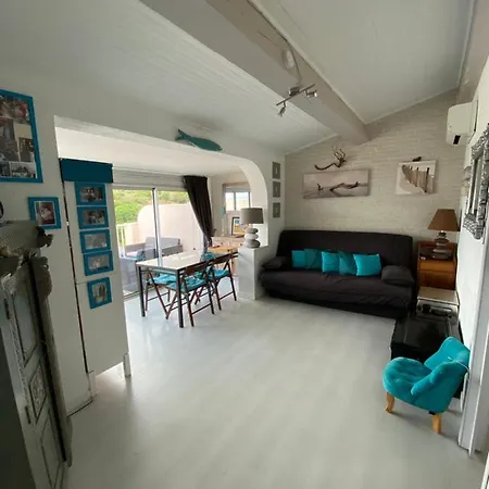 Appartement Avec Terrasse Vue Mer Apartment *